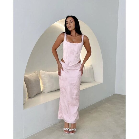 HOUSE OF CB Luisette Floral Satin Midi Skirt in Pink Metallic Size Small - Picture 1 of 16